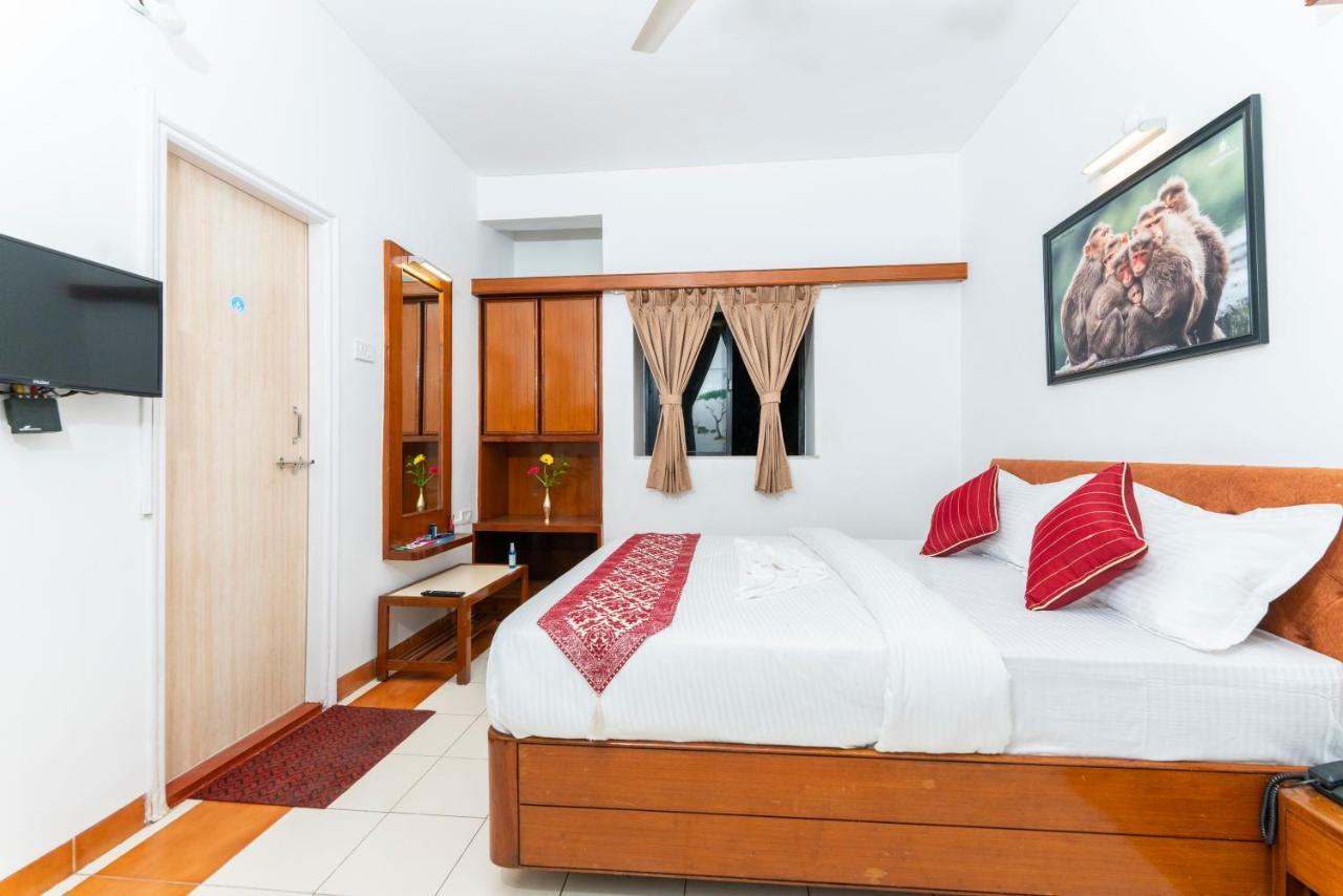 Hotel Green Field Satara Eksteriør bilde