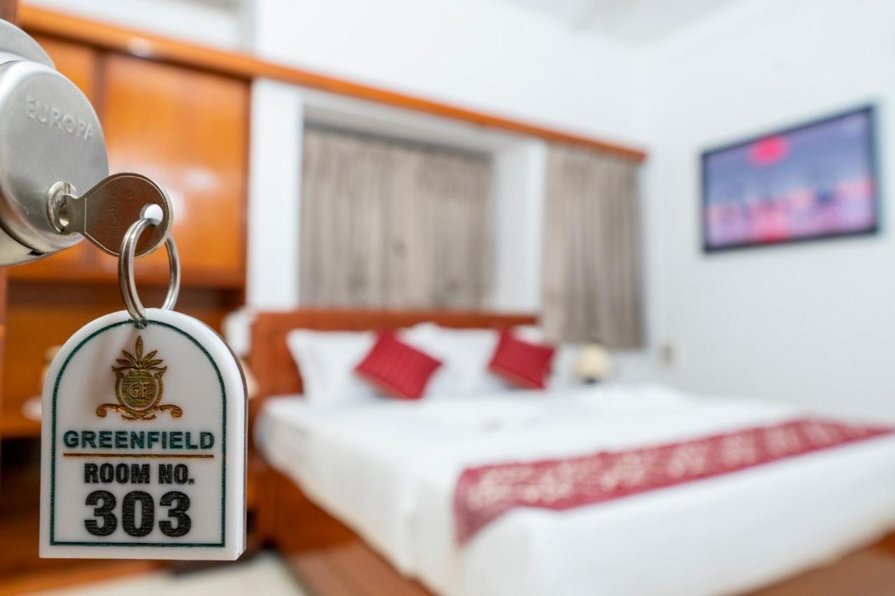 Hotel Green Field Satara Eksteriør bilde