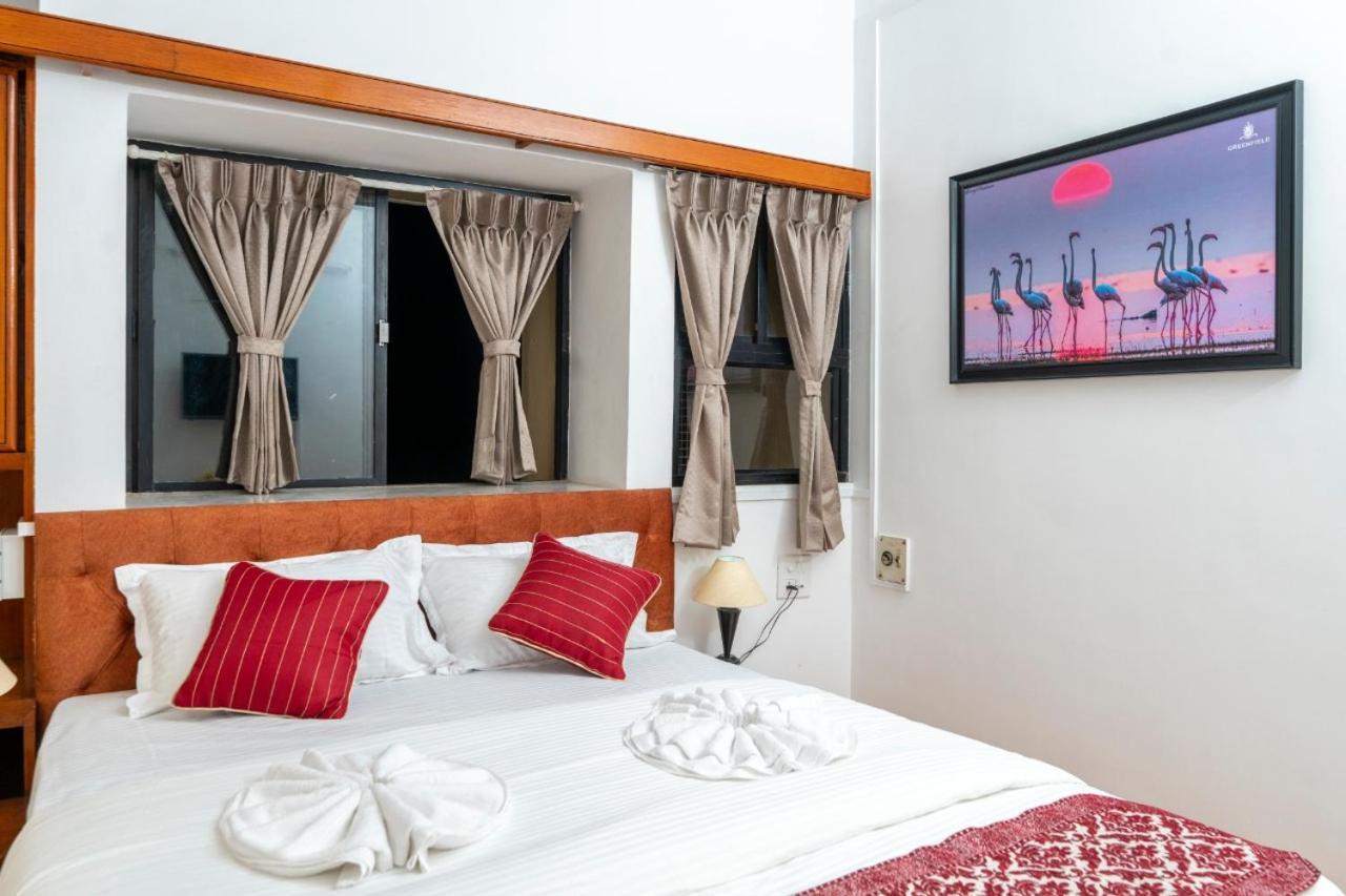 Hotel Green Field Satara Eksteriør bilde